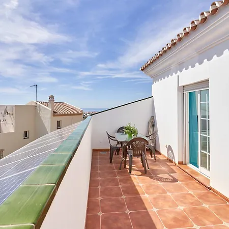 Tara Blanca Malaga